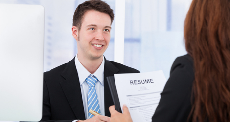 What to Look for When Hiring a Professional Resume Writer ?