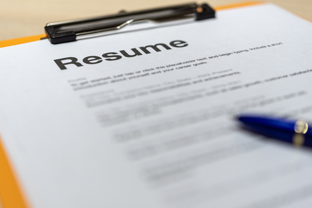 The Best Resume Writer for Healthcare Jobs: What Clinicians Should Know About ParadigmResume