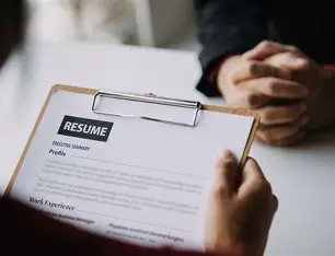 Resume Writing Tips for a Professional Edge in 2026